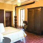 Spacious In A Stone * Pesaro