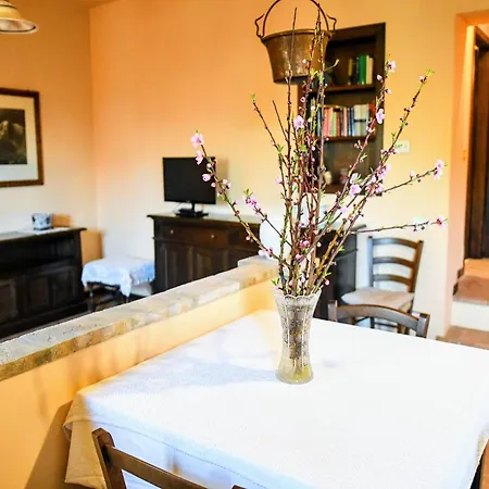 Spacious In A Stone Fiorenzuola di Focara