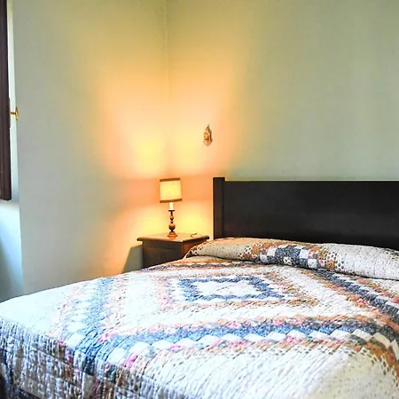 Holiday home Spacious In A Stone