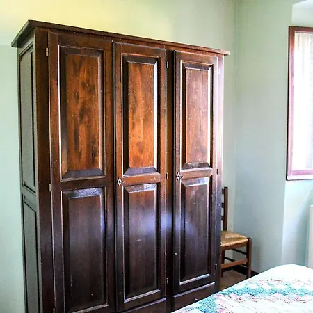 Spacious In A Stone Holiday home Fiorenzuola di Focara