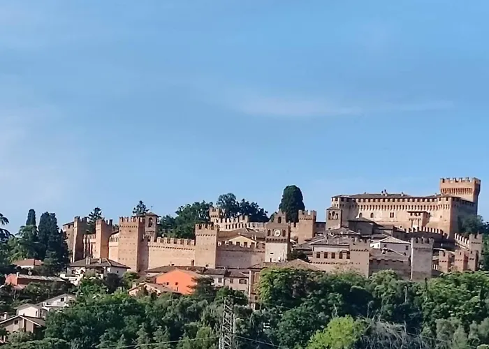 Spacious In A Stone * Pesaro