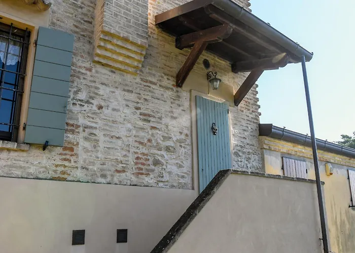 Spacious In A Stone Holiday home Pesaro