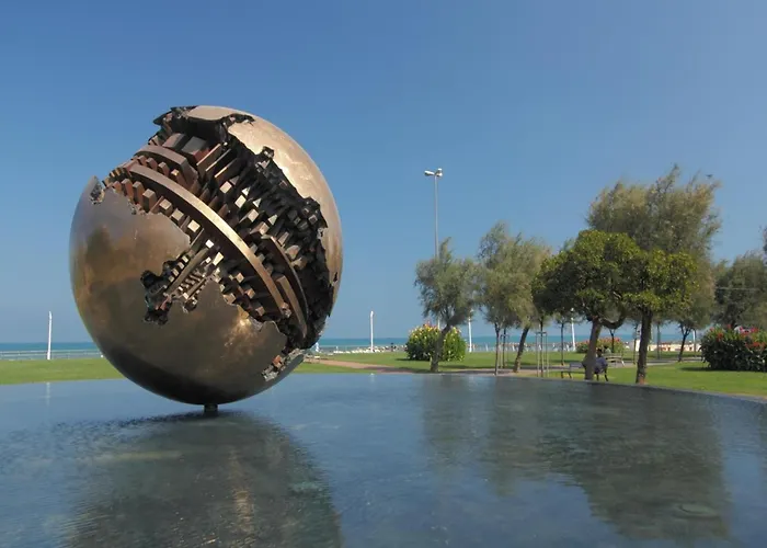 Spacious In A Stone *